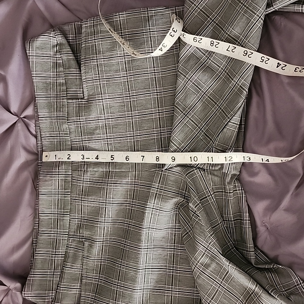 Sold! Plaid Dress Pants/Slacks 🖤 - Picture 7 of 8